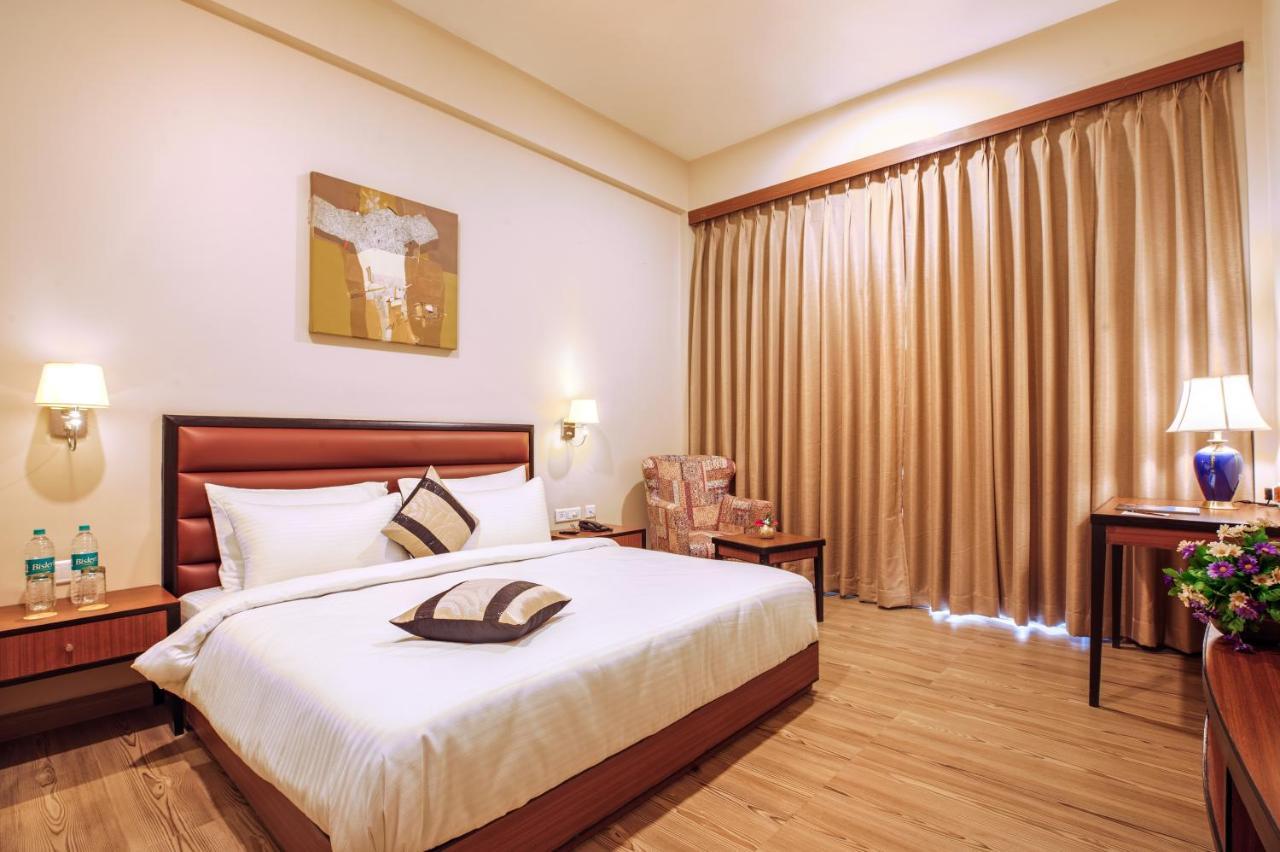 The Lalita Grand Mathura- Vrindavan Bagian luar foto